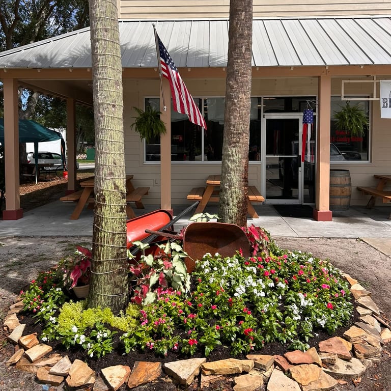 Briskets BBQ & Country Kitchen